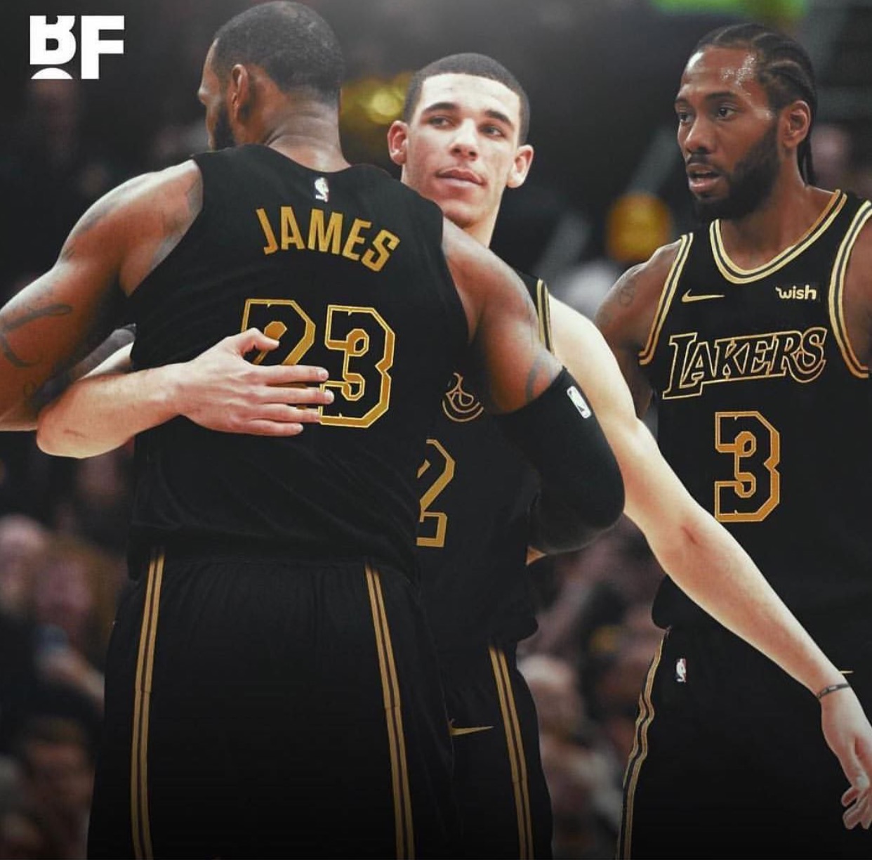 足协杯决赛——中国足坛本年度最后一场焦点战！明晚...（中国足坛年度收官之战：足协杯决赛明晚开战）