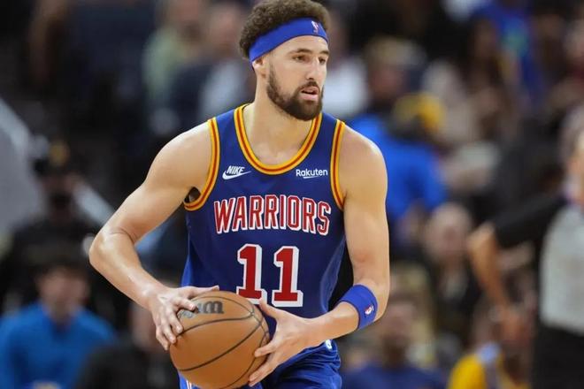 拉菲尼亚，备受关注，但他的信息很明确：“只有巴萨”（拉菲尼亚炙手可热，表态坚决：只为巴萨）