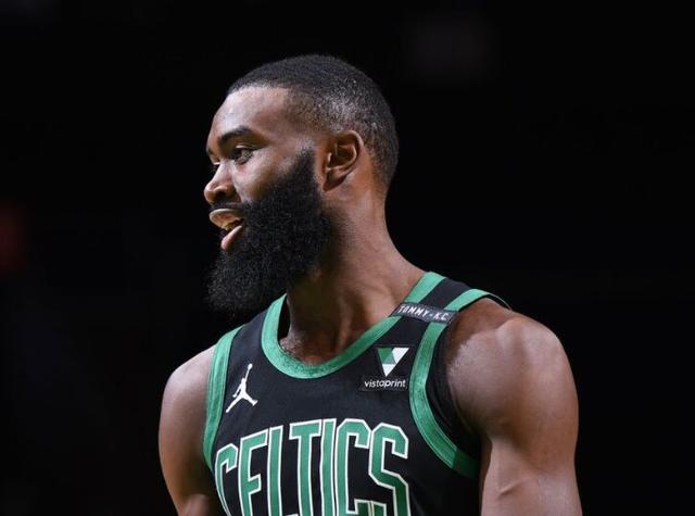 开拓者95-122不敌雷霆，杨瀚森8分4板3助，亚历山大三节37分（雷霆122-95大胜开拓者，杨瀚森8分4板3助，亚历山大三节轰37分）